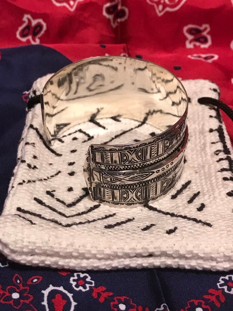 新品　アダワットトゥアレグ　ASSIF アシフ　シルバー　バングル　ブレスレット