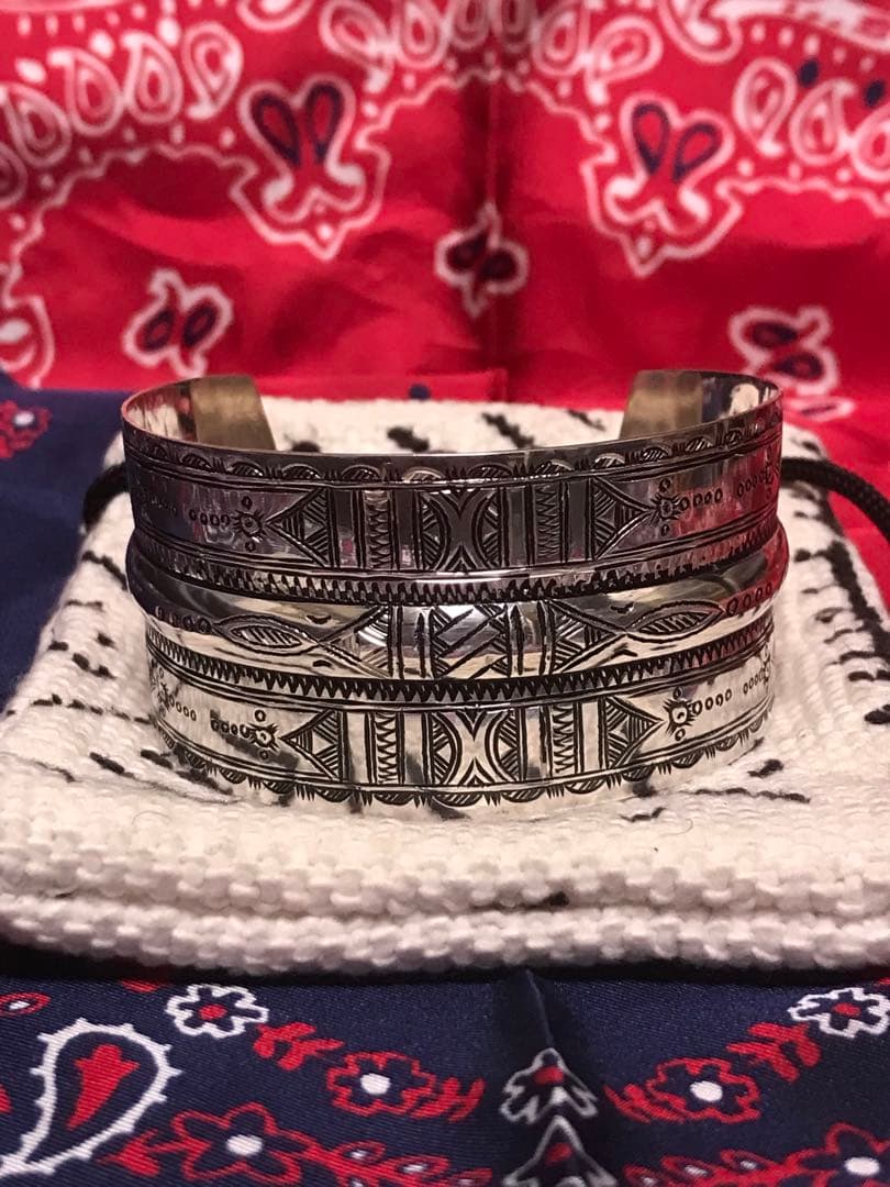 新品　アダワットトゥアレグ　ASSIF アシフ　シルバー　バングル　ブレスレット