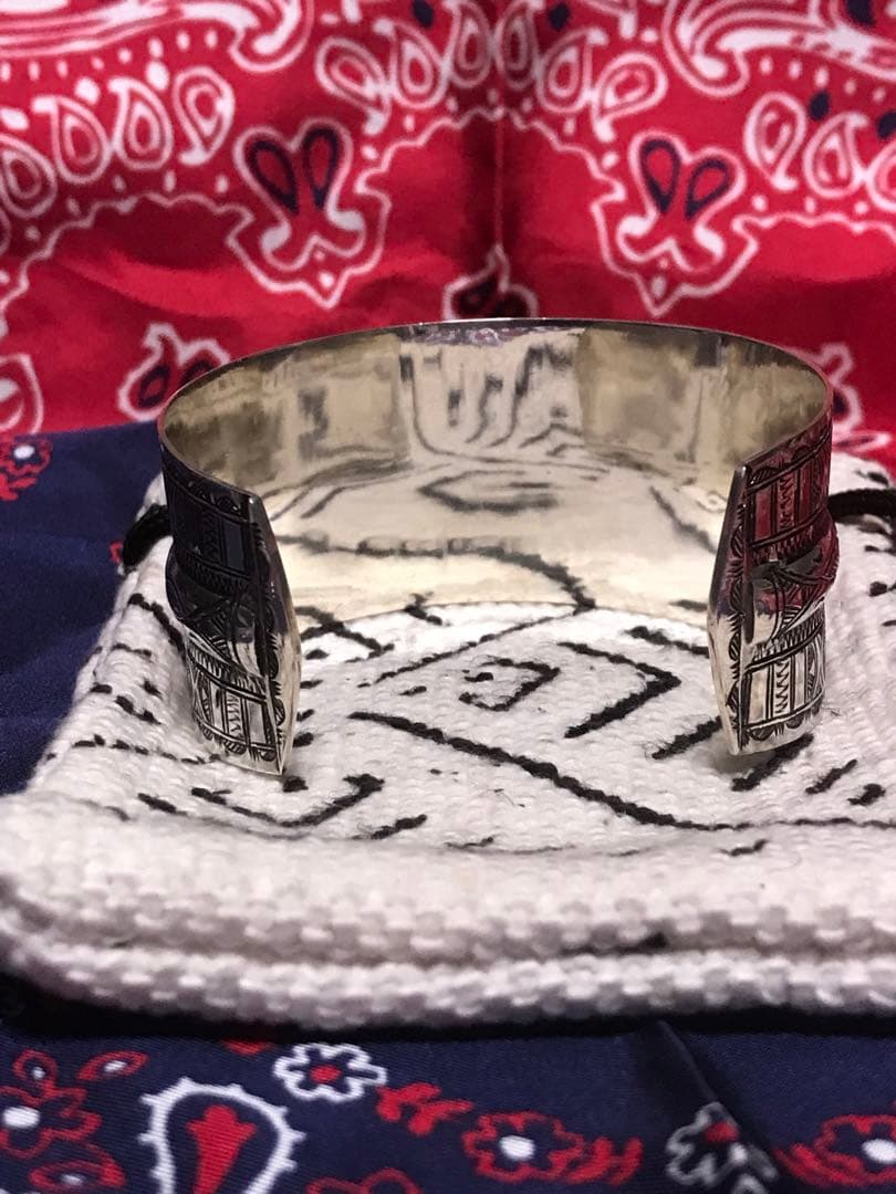 新品　アダワットトゥアレグ　ASSIF アシフ　シルバー　バングル　ブレスレット