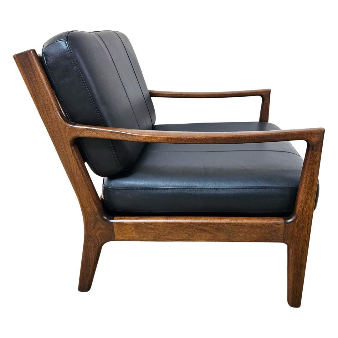 【美品】起立木工 ノルディ アームチェア① 黒 ウォールナット 椅子 レザー調