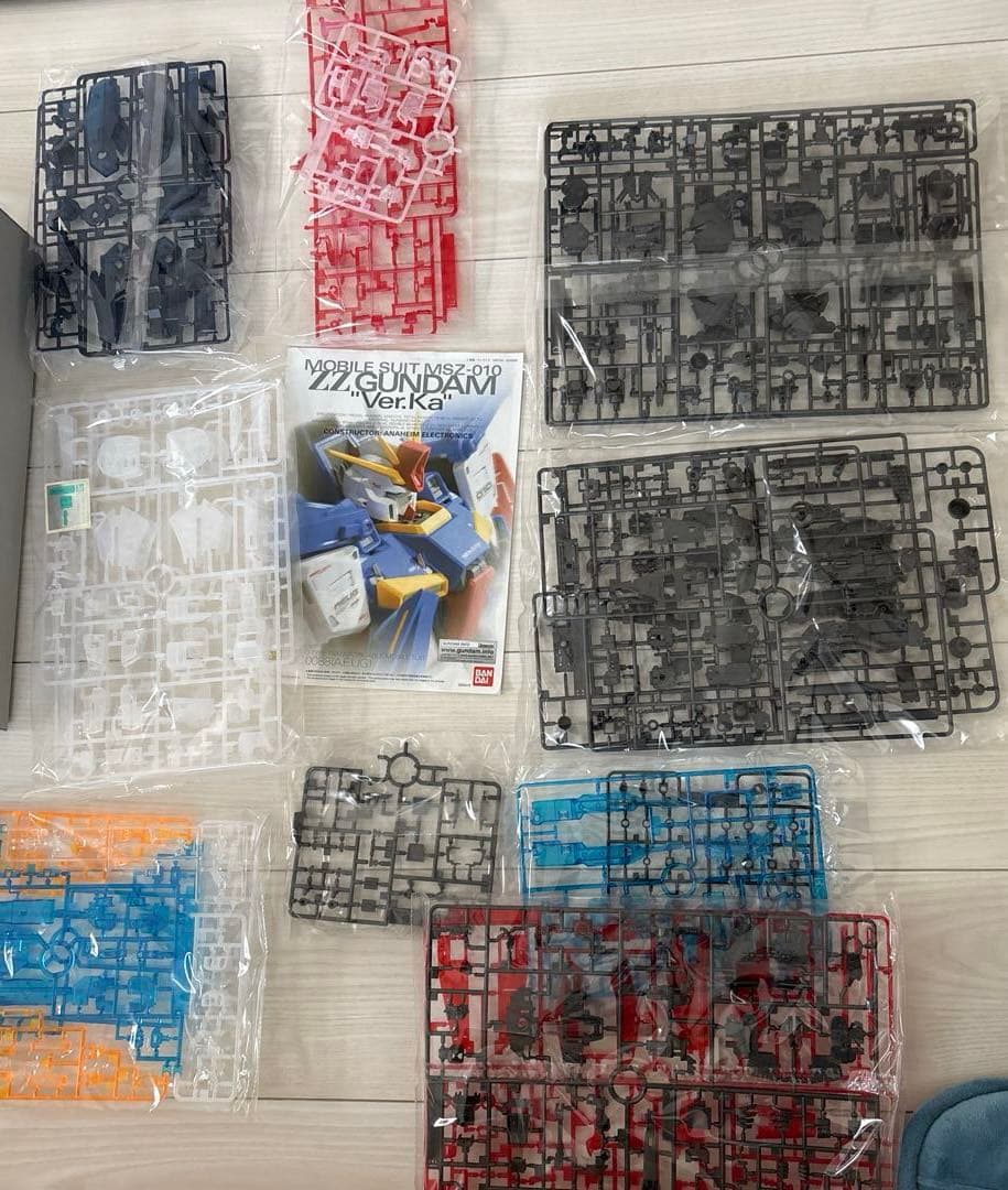 エ*ト様 MG 1/100ダブルゼータガンダムVer.Kaクリアカラー