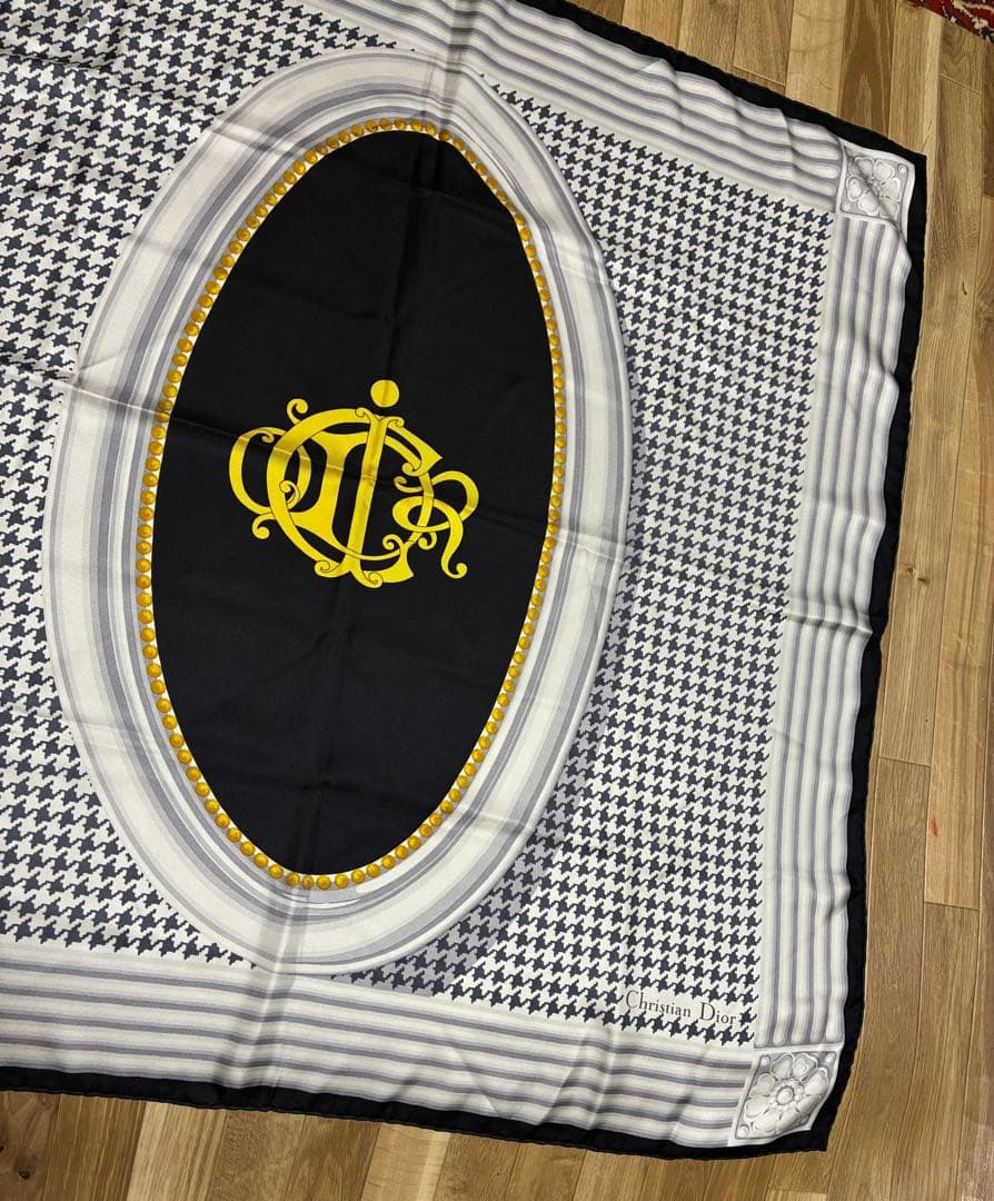 極美　クリスチャンディオール　大判スカーフ　シルバーグレー