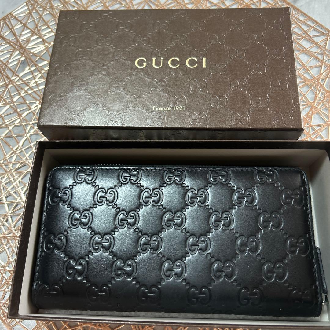 GUCCI GGパターン ブラックレザー長財布