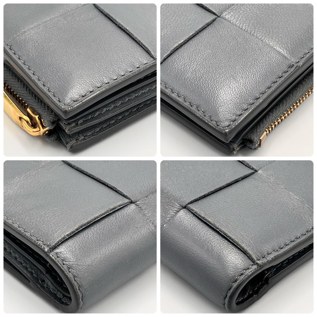 BOTTEGA VENETAスモールカセット二つ折り 財布 ファスナーウォレット
