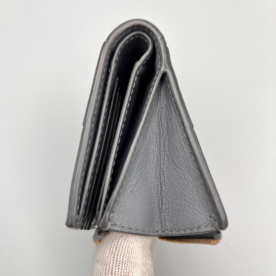 BOTTEGA VENETAスモールカセット二つ折り 財布 ファスナーウォレット