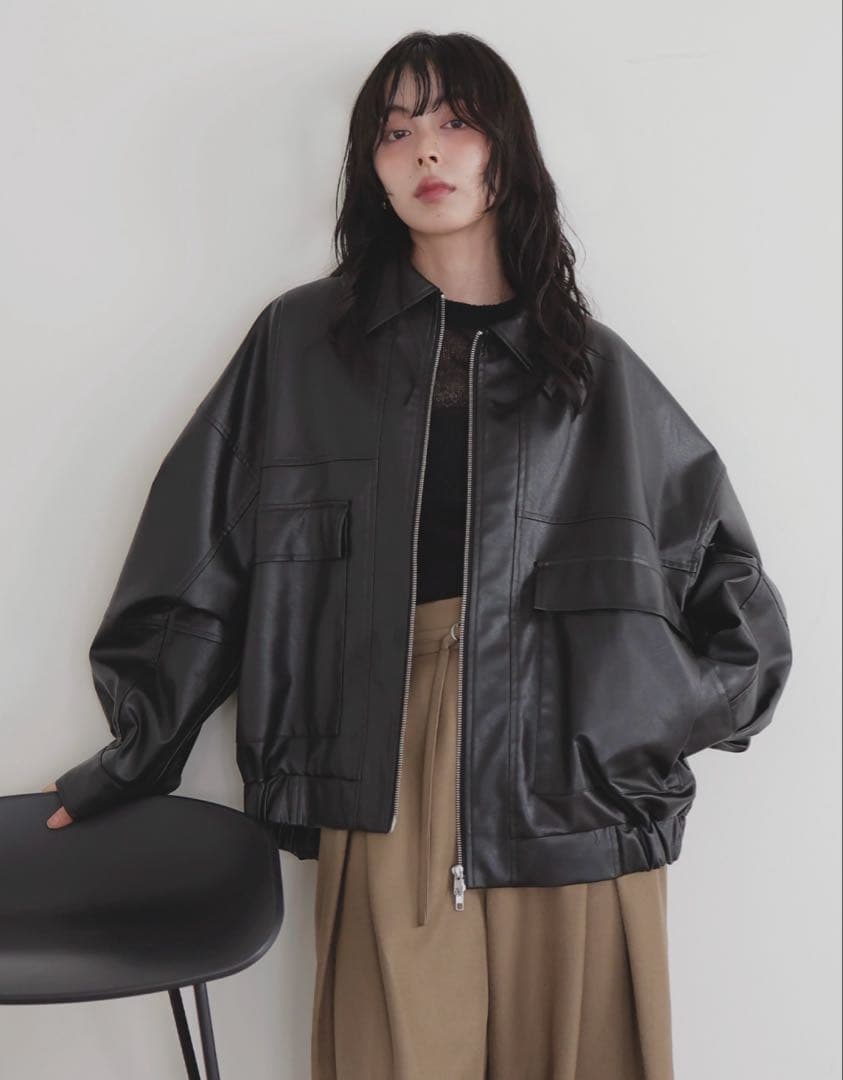 【完売】LIAN フェイクレザーミドルブルゾン　新品タグ付き　レザー　ライダース