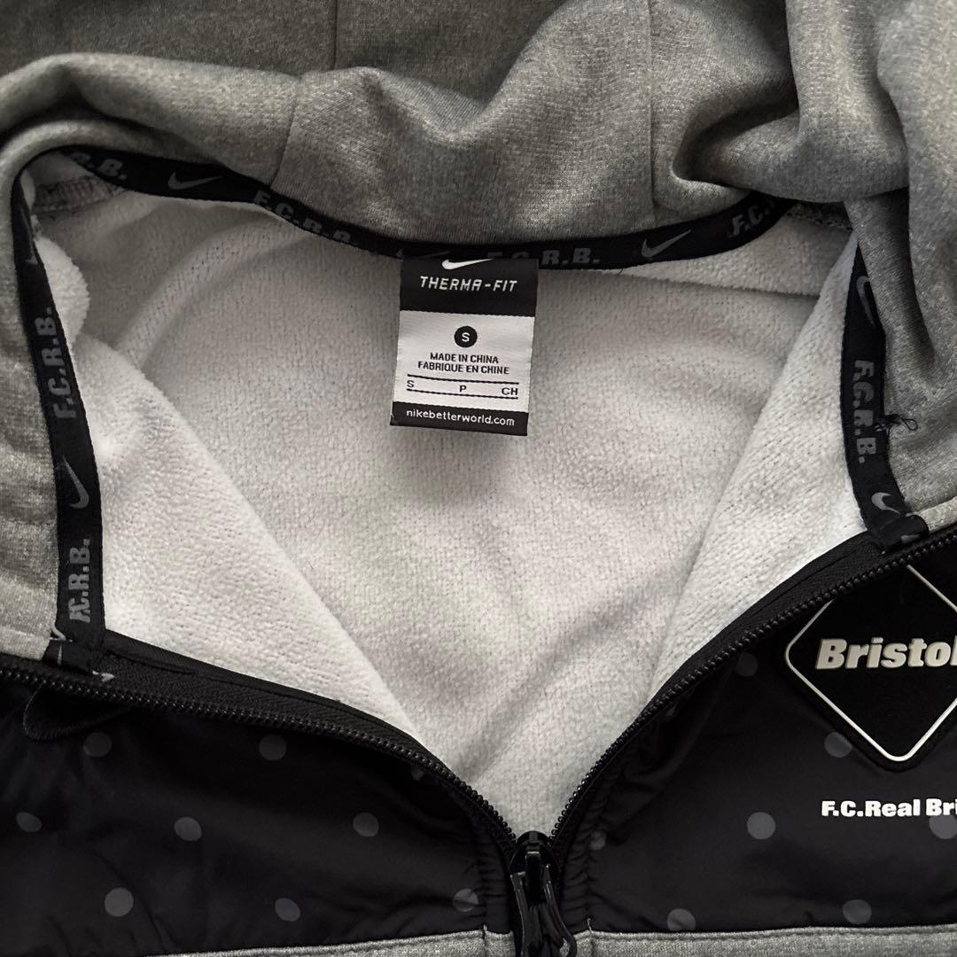 FCRB✕NIKE サーマフィットフーディーセットアップ　トップSパンツM