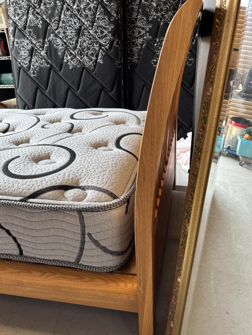 ここ 最高級 Simmons シングル未使用マットレスのみ美品