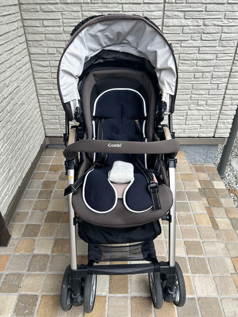 【はるくんママさん専用】Combi ベビーカー アンブレッタ（特注カゴ付き）
