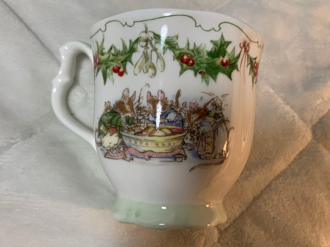 ロイヤルドルトン　メリーミッドウィンター カップ　お皿　キャンドル立て　セット