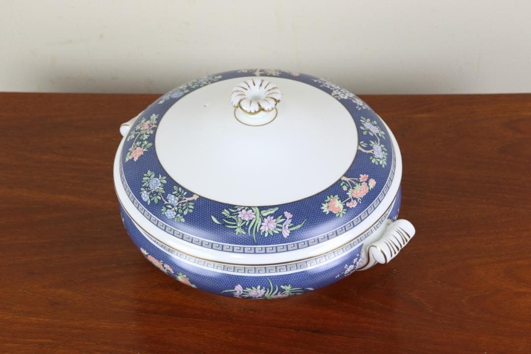 お値下げ　ウェッジウッド　ブルーサイアム　チュリーン　蓋付ボウル　イギリス 青