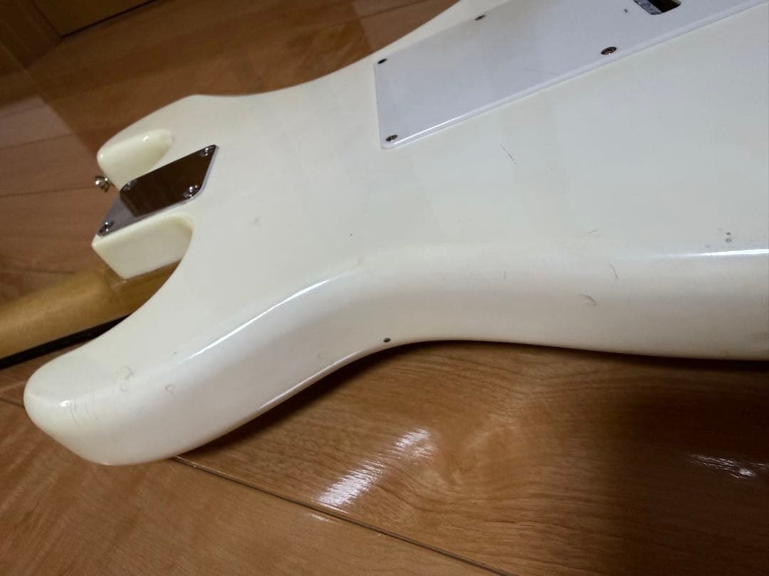 ストラトキャスター エレキギター Stratocaster ストラト　ホワイト