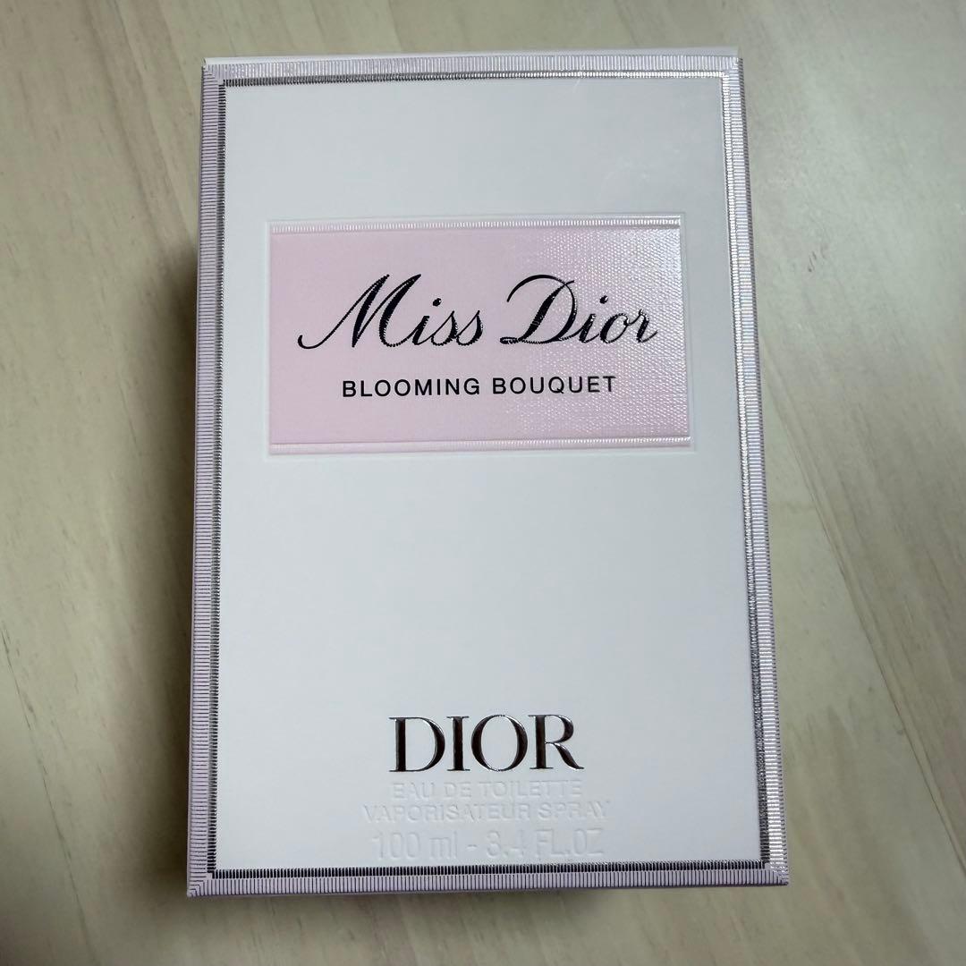 Dior ミス ディオール ブルーミング ブーケ 香水