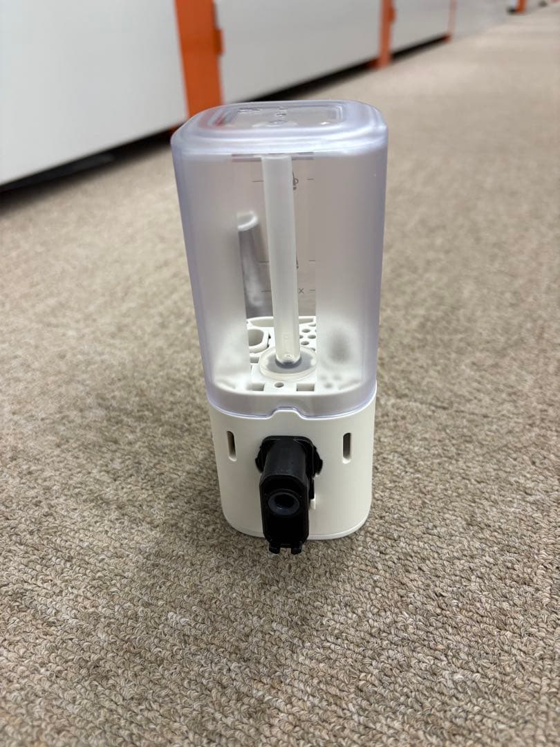 【極美品】ネスプレッソ ラティシマ ワンプラス ポーセリンホワイト 2024年製