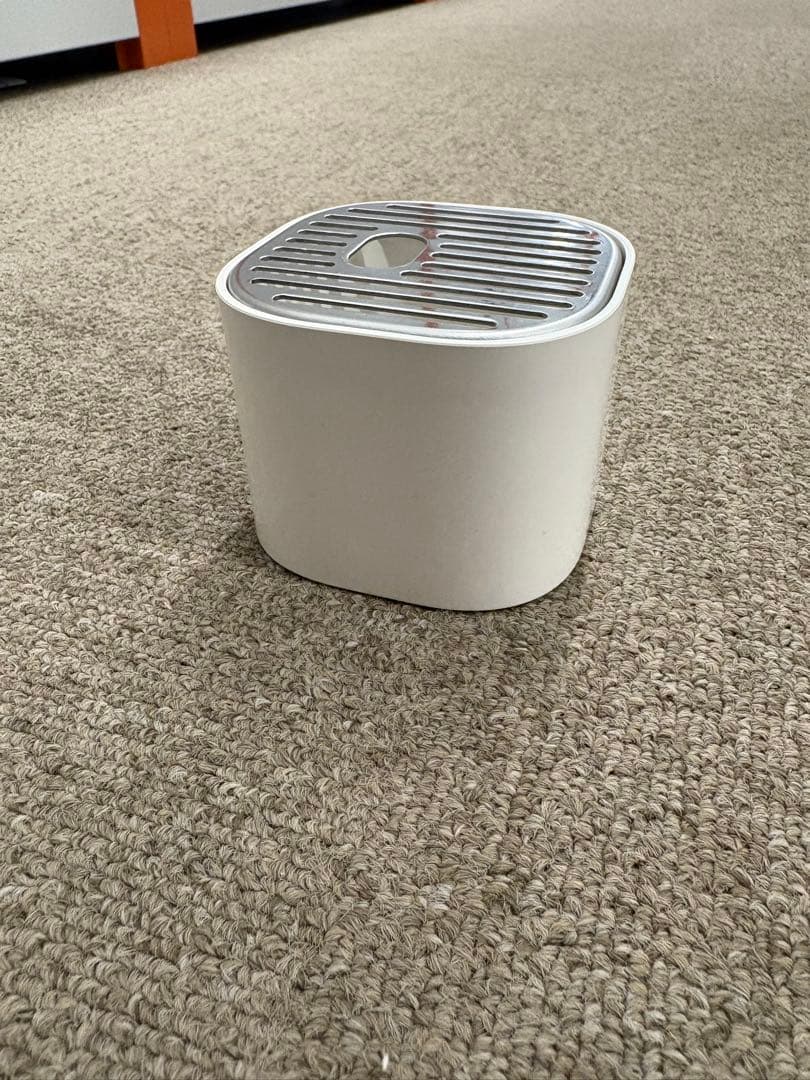 【極美品】ネスプレッソ ラティシマ ワンプラス ポーセリンホワイト 2024年製