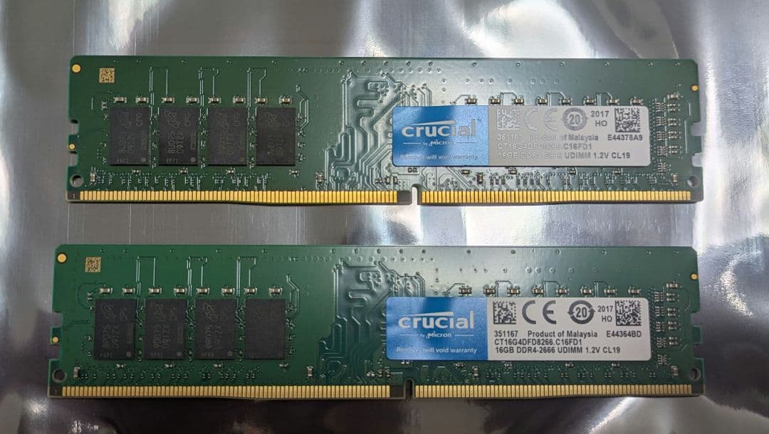 Crucial DDR4 32GB(16GB×2枚)　メモリ