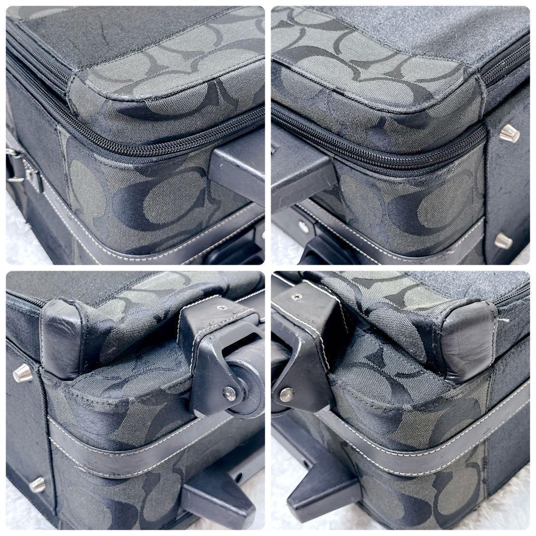 バッグ COACH Signature Carry On Luggage rare