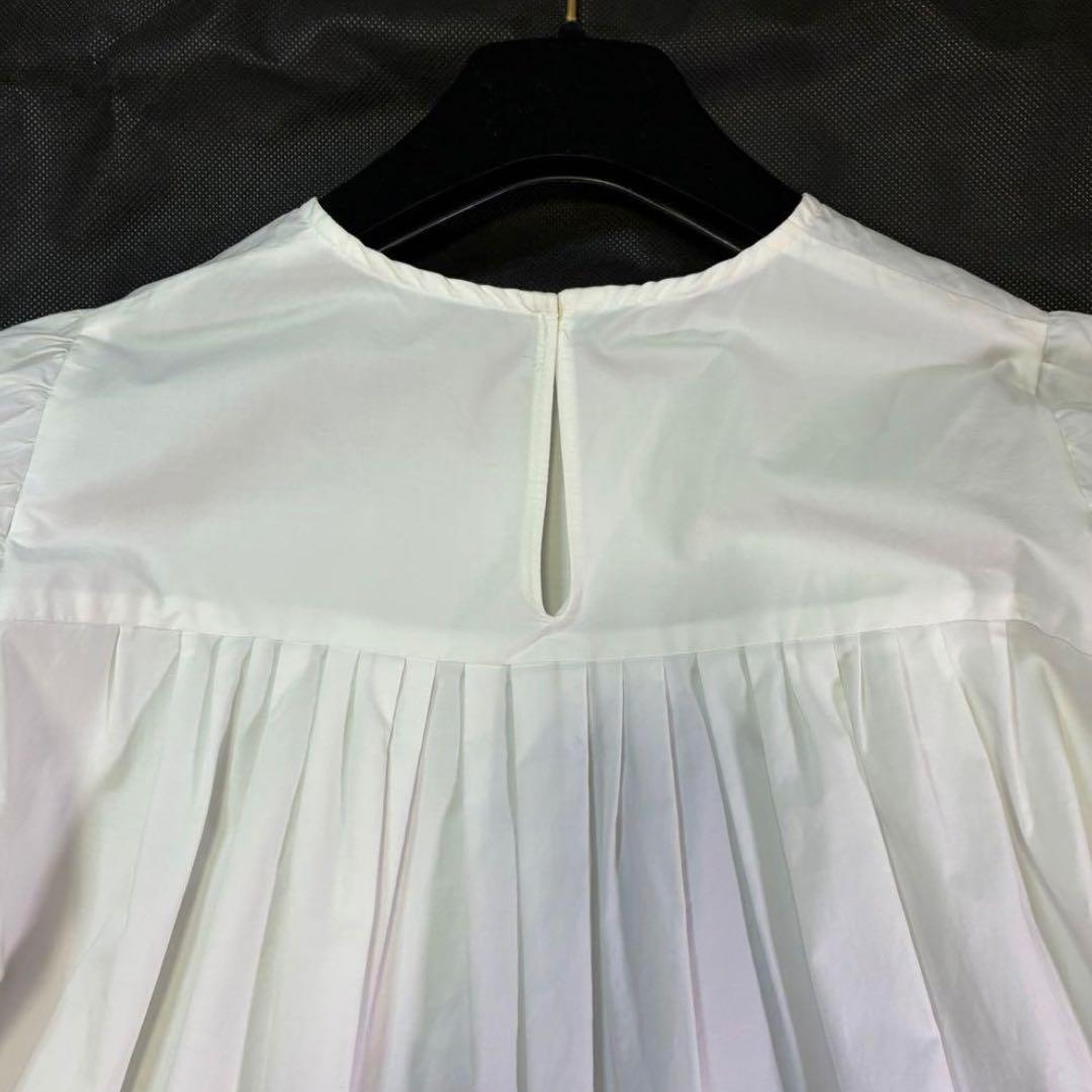 ヨーコチャン パフ袖 半袖ブラウス バックギャザー フレア ホワイト 38