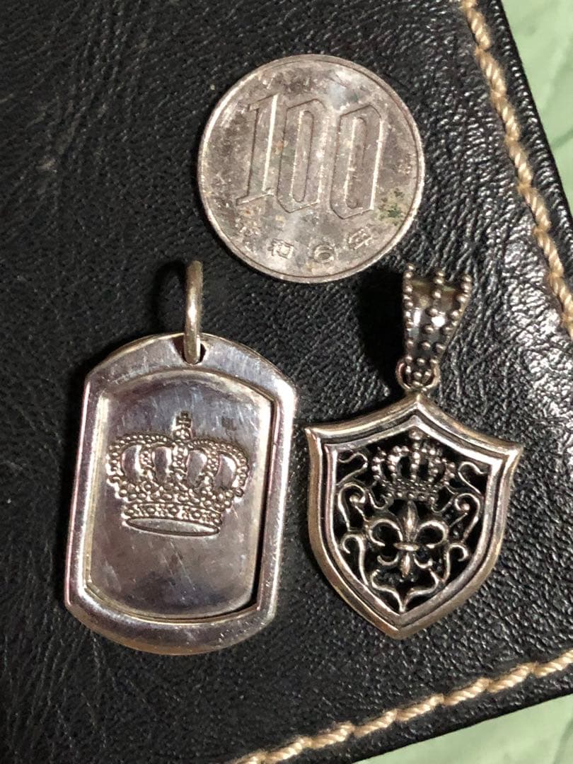 王冠 クラウン 盾 シールド ドッグタグ ペンダント トップ 925 2個セット