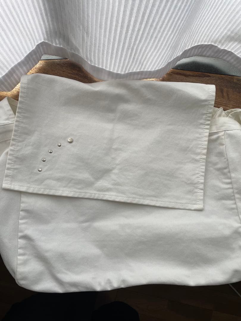 【Old Folk House】Studs Shoulder Bag