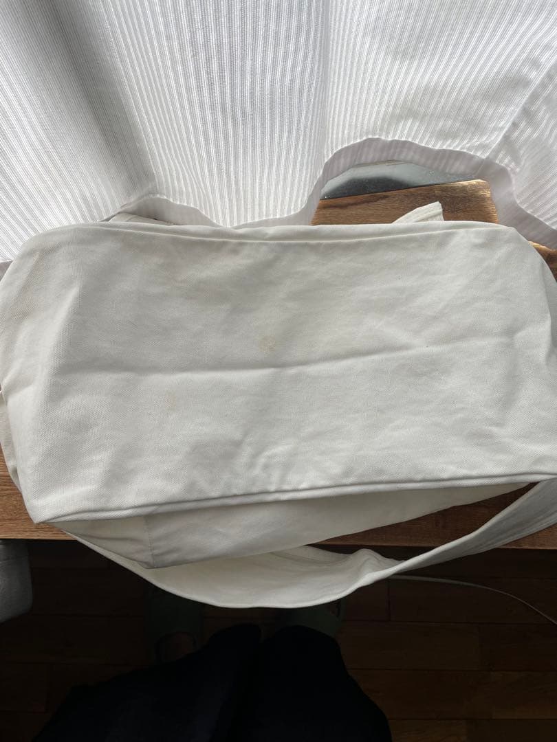 【Old Folk House】Studs Shoulder Bag