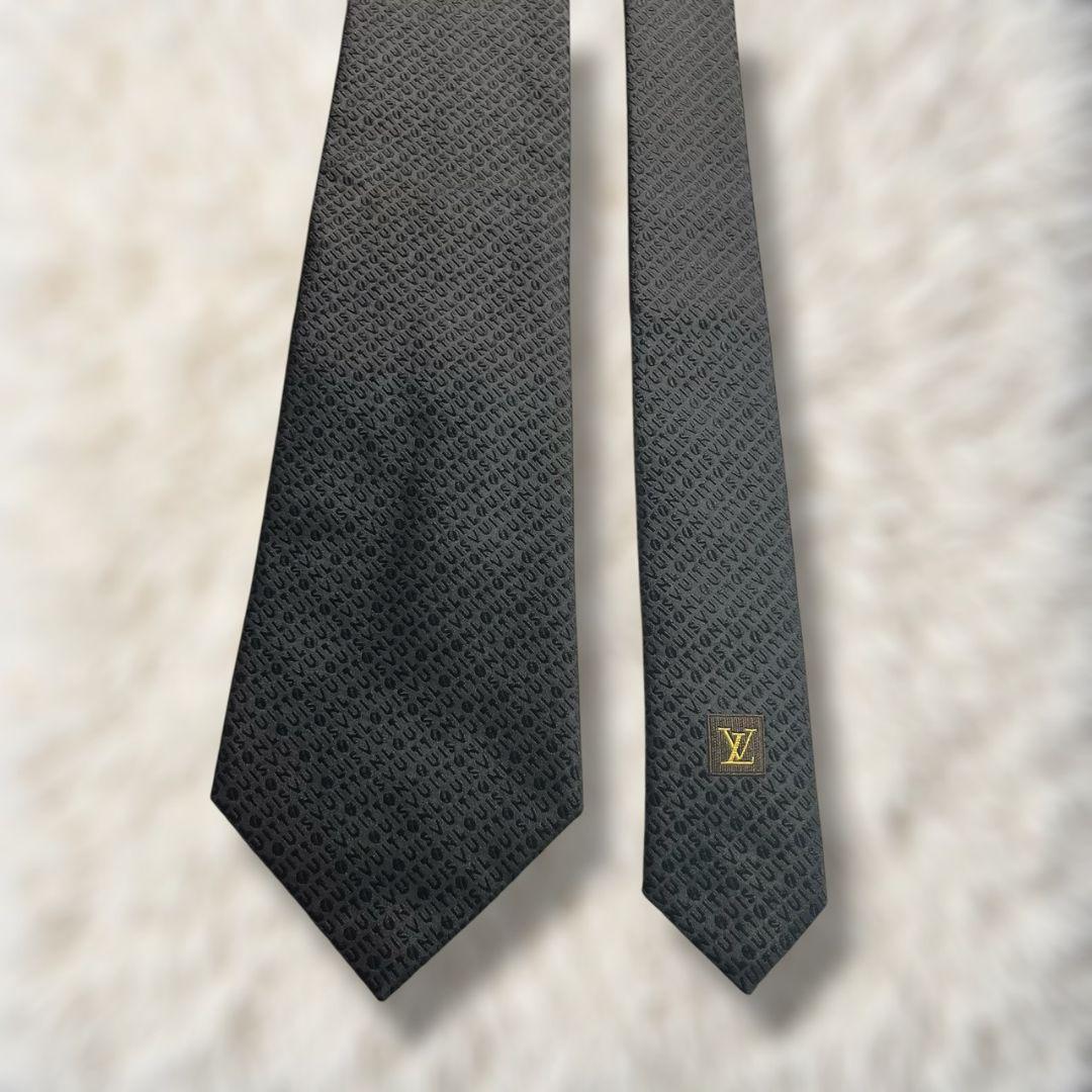 【未使用級✨】ルイヴィトン ソリッドタイ風 文字総柄 黒 モノトーン ジャガード