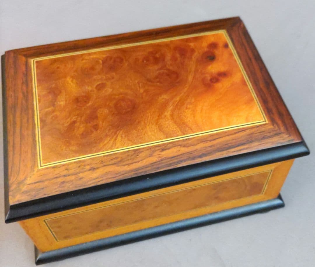 NESCAFE オルゴール reuge