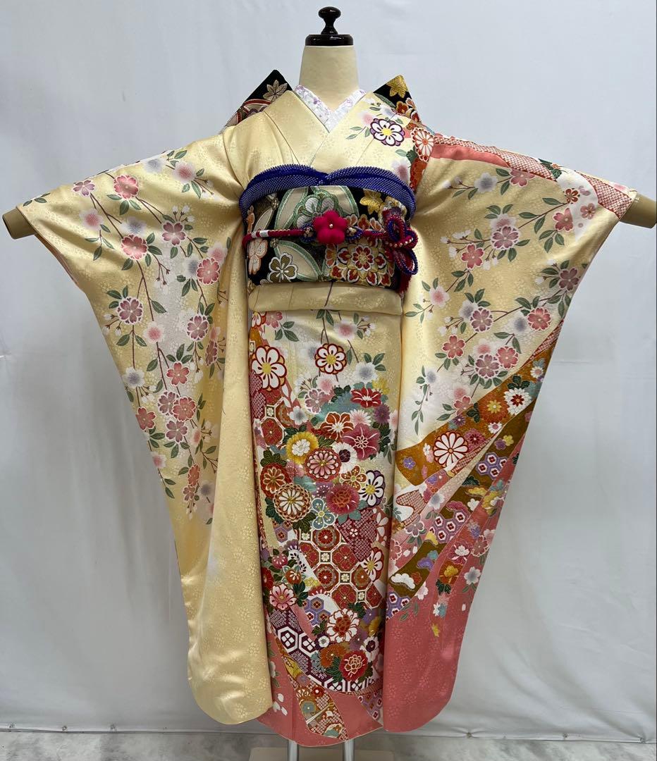 振り袖　振り袖　長襦袢付　成人式　金彩加工　刺繍入り　669
