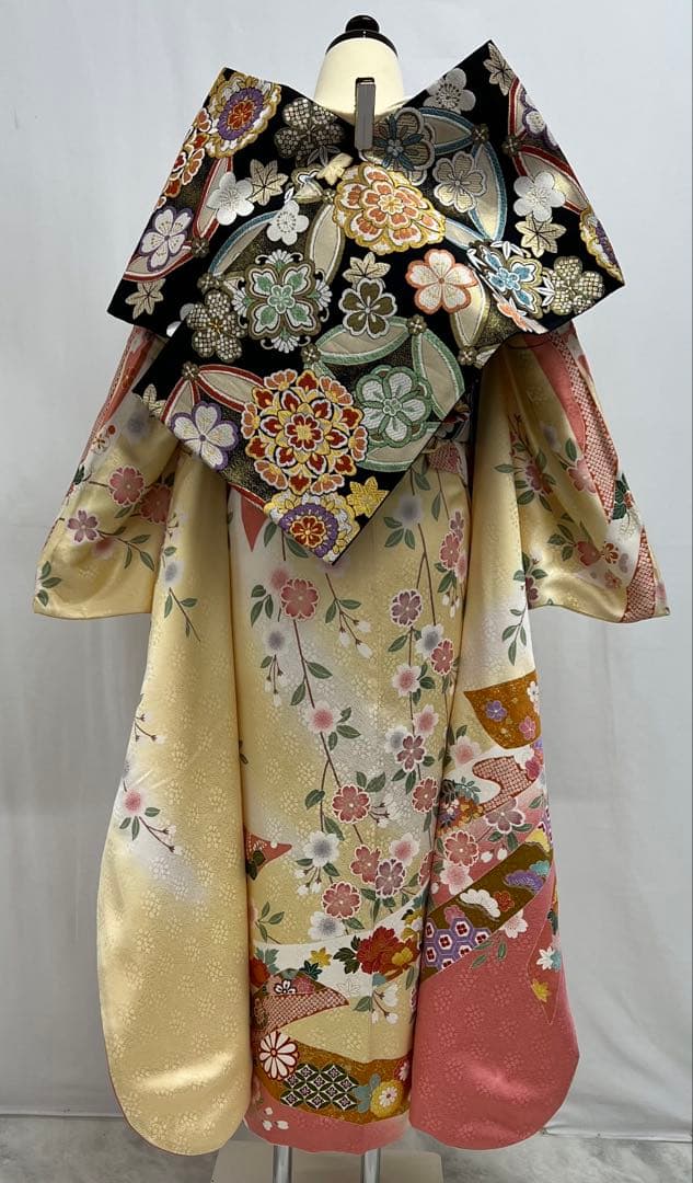 振り袖　振り袖　長襦袢付　成人式　金彩加工　刺繍入り　669