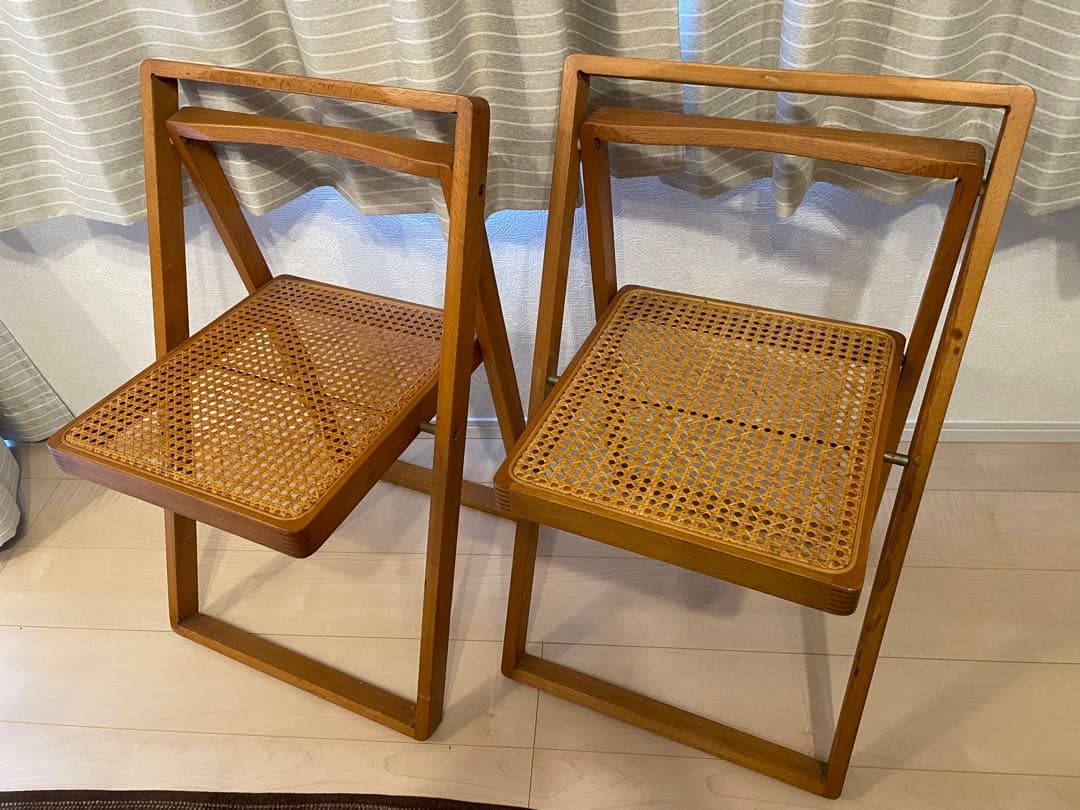 ヴィンテージ　ルーマニア製　木製ラタン折り畳みチェア