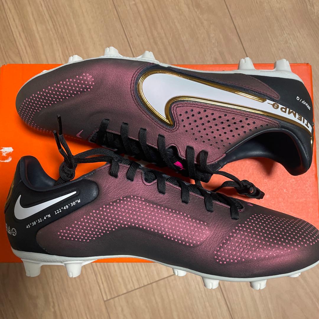 シューズ NIKE TIEMPO LEGEND 9 PRO HG \"Qatar\"