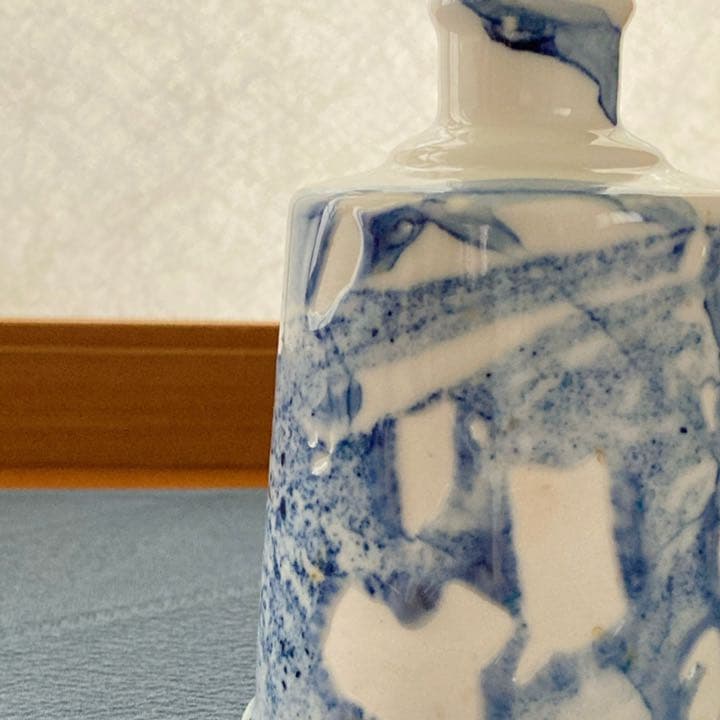 青染め青磁器花瓶