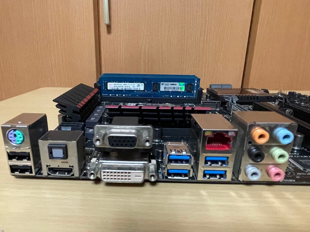 ASUS Z97-PRO GAMERマザーボード　CPU i7-4790K