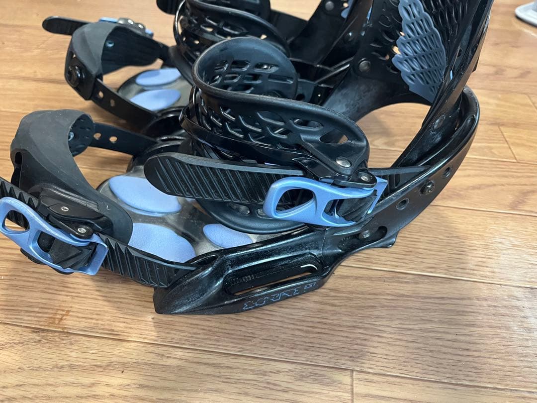 バートン　バインディング　エスカペイド　EST