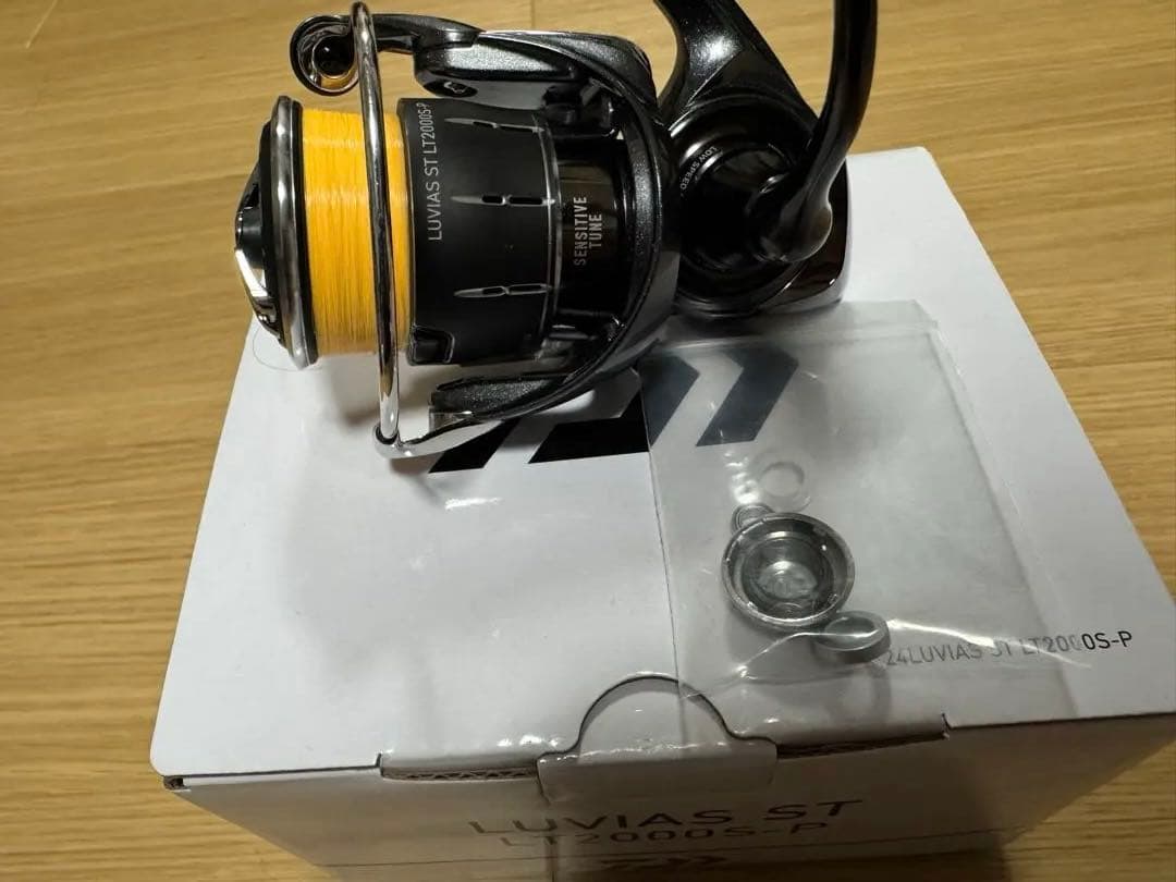 ダイワ　24 ルビアス　LUVIAS ST LT2000SP カスタム　美品