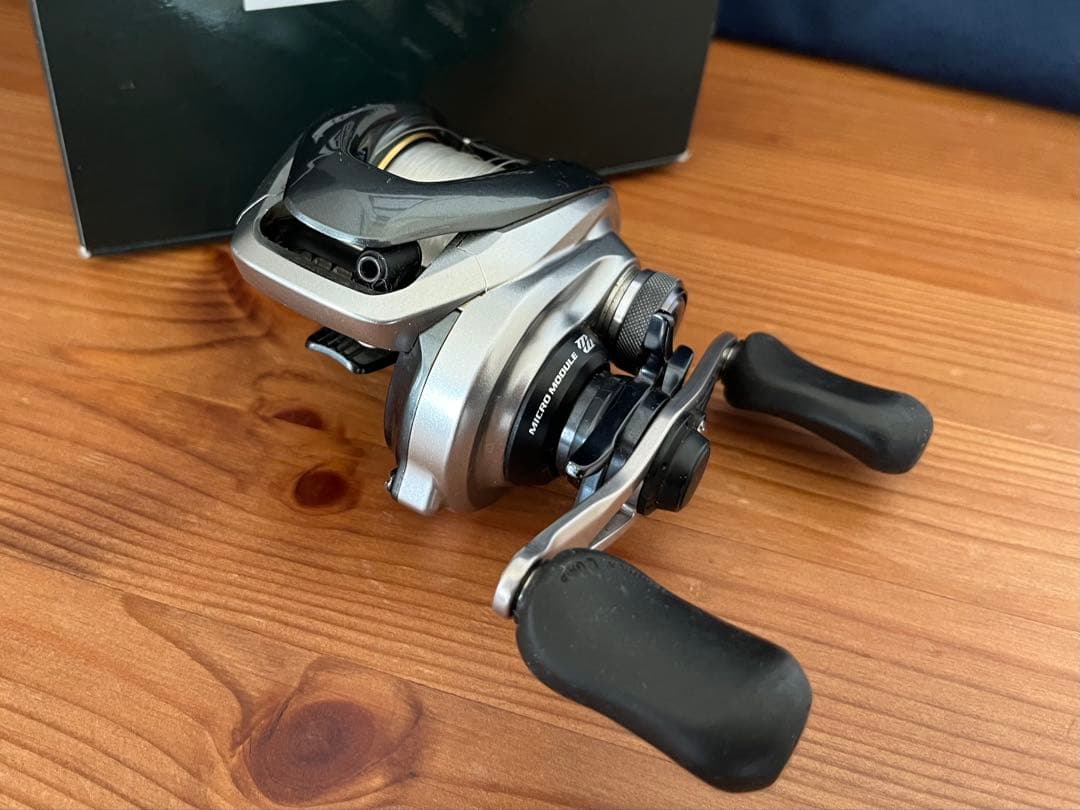 Shimanoシマノ 13 メタニウム 左ハンドル ベイトリール