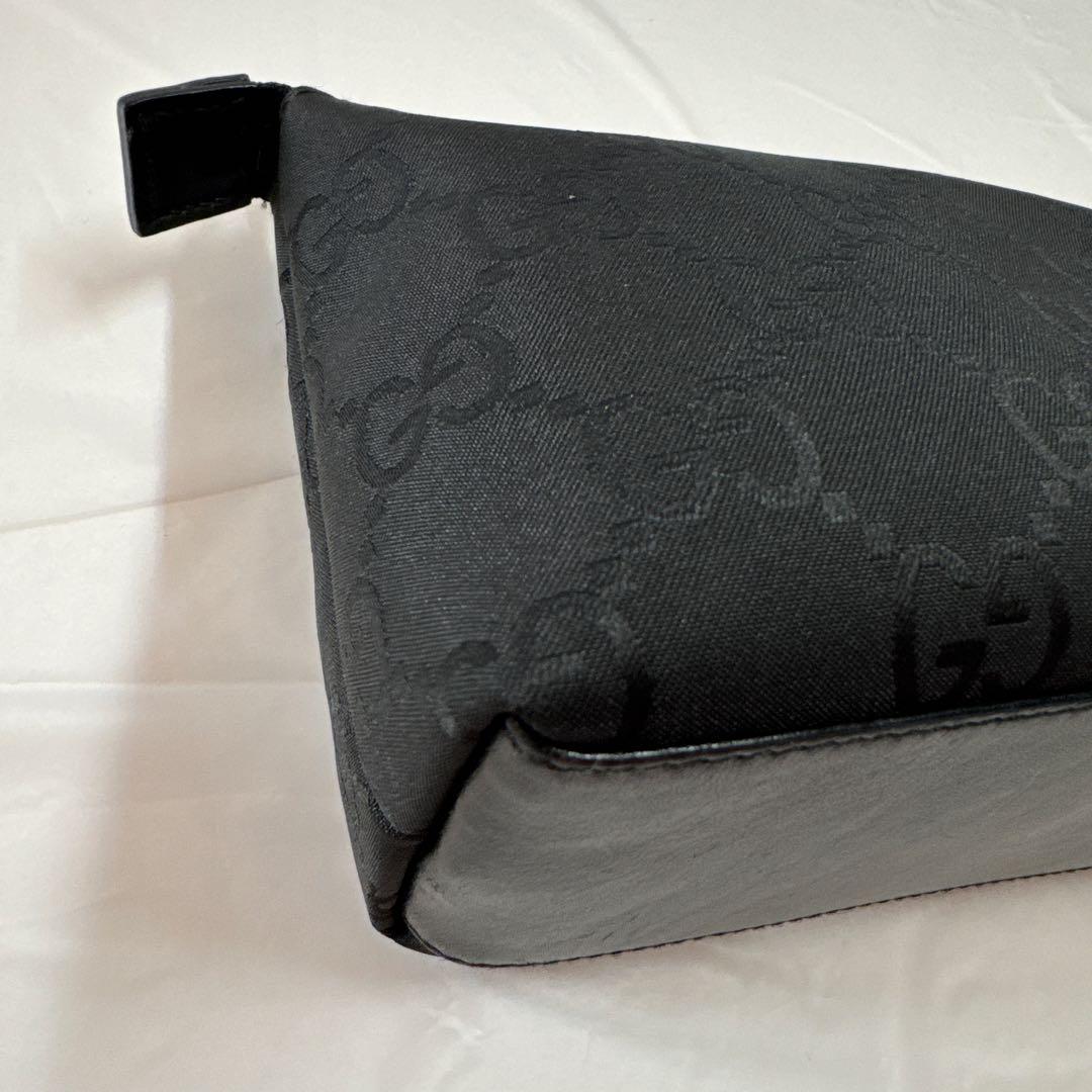 GUCCI コスメポーチ GGパターン