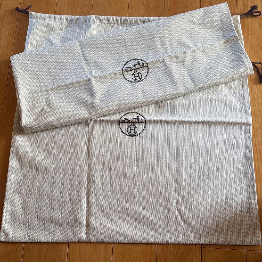 エルメスのクッションの保存袋