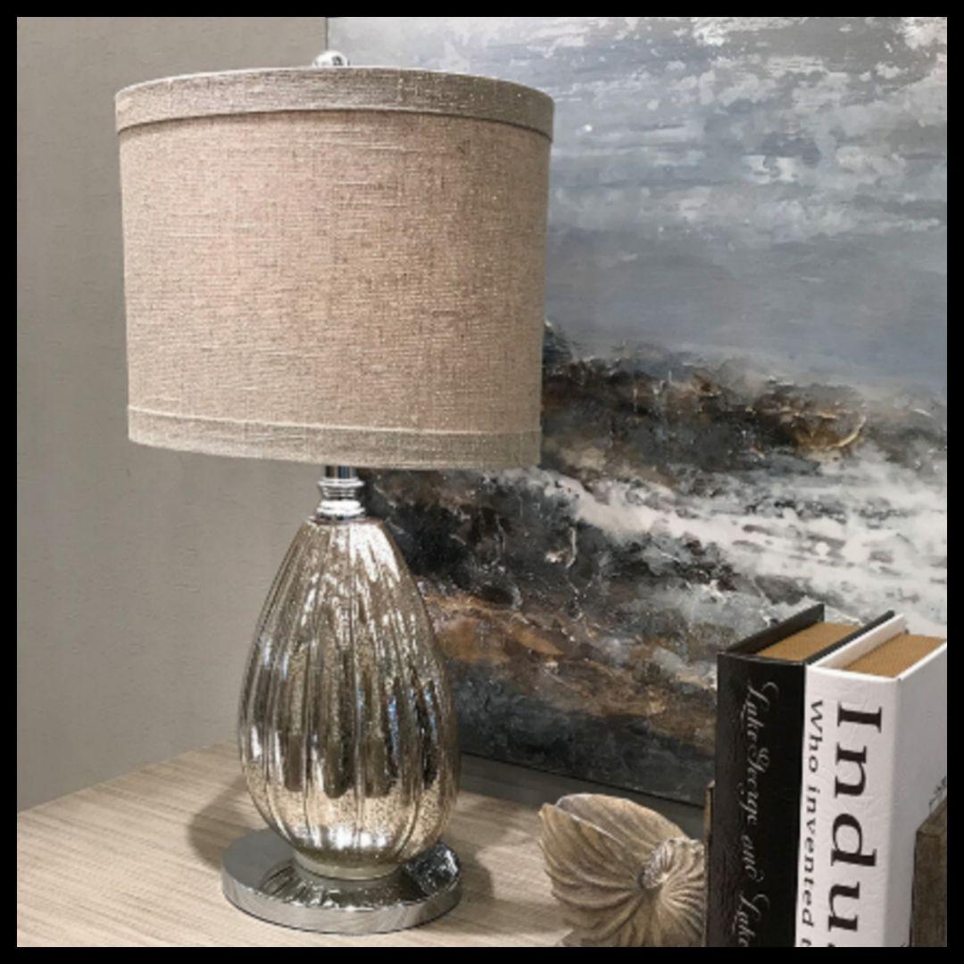 ヨーロッパ輸入　メタル&リネン使用　『ラメ入りシェードテーブルランプ』　シルバー