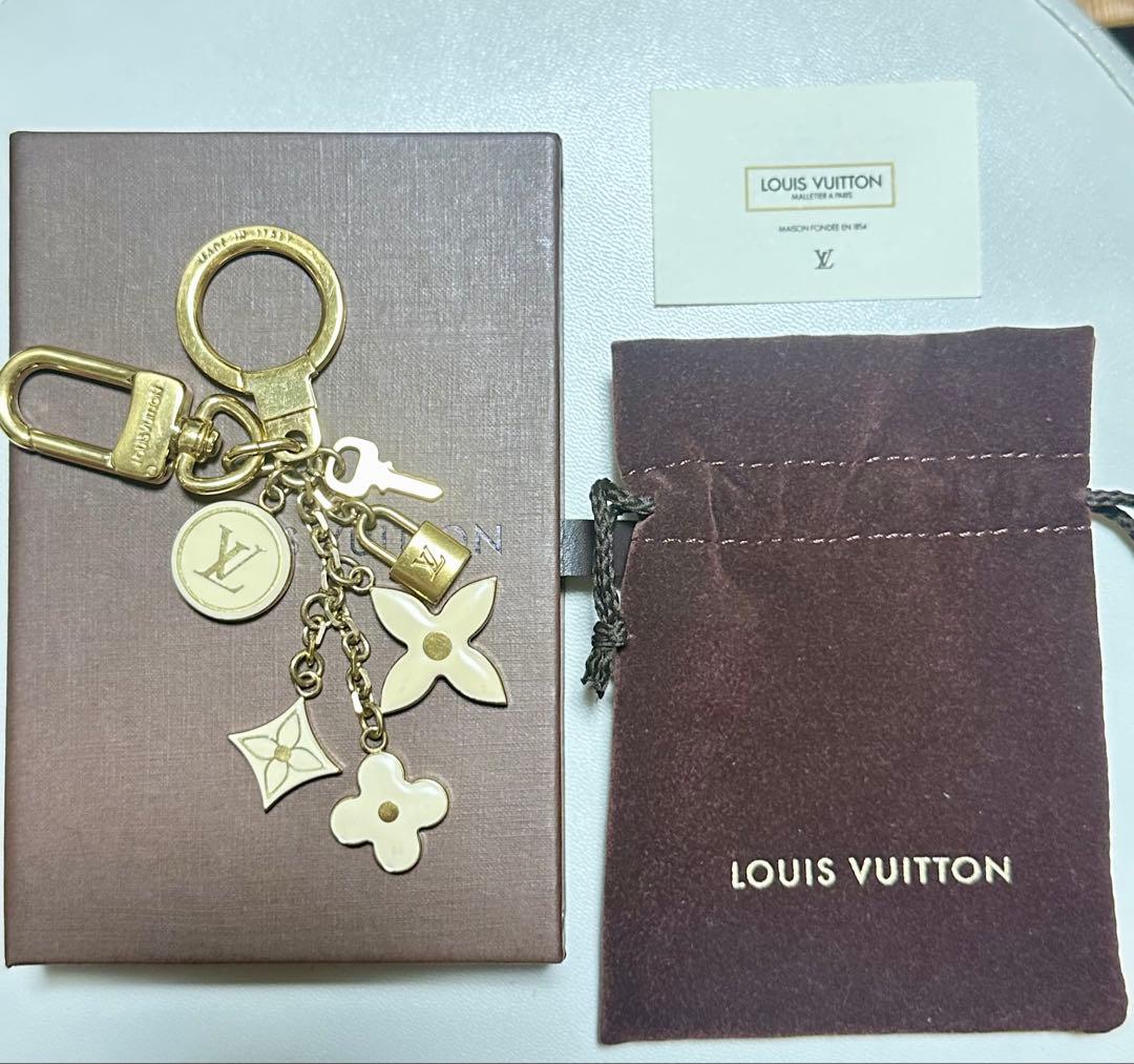 LOUIS VUITTON バッグチャーム キーホルダー ポルトクレパンピーユ