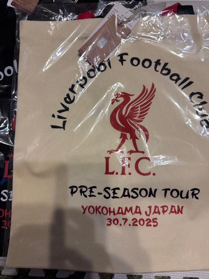 3点セット　Liverpool リバプール ナップサック　トートバック　ボトル