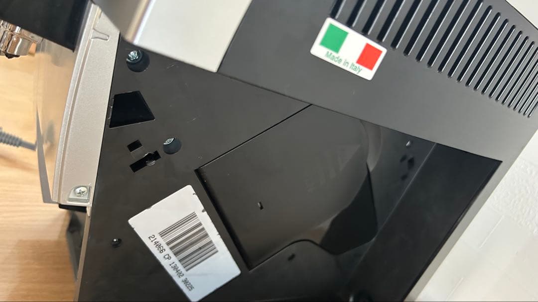 デロンギマグニフィカS スペリオレ　 コンパクトエスプレッソ全自動マシン