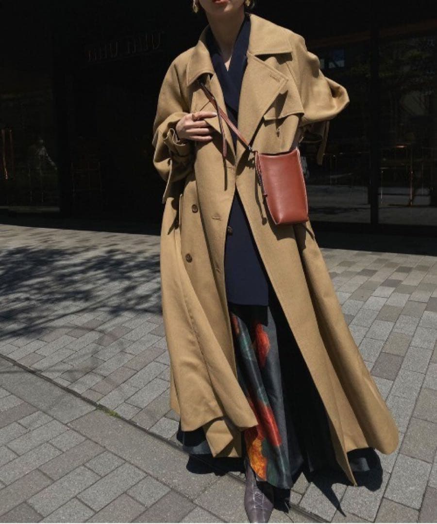 Ameri SUPERIOR FLARE TRENCH COAT ベージュ S