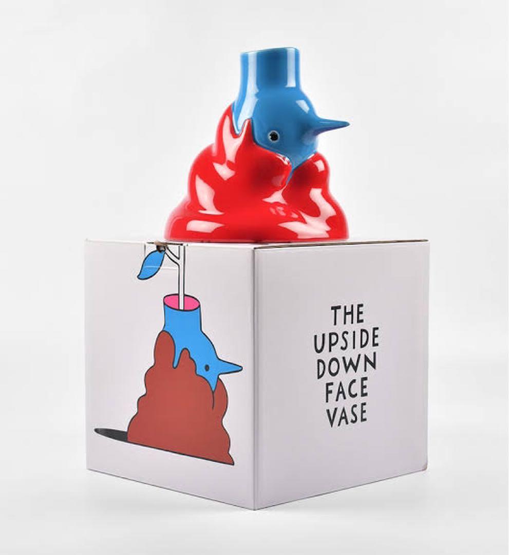 By Parra THE UPSIDE DOWN FACE VASE 花瓶