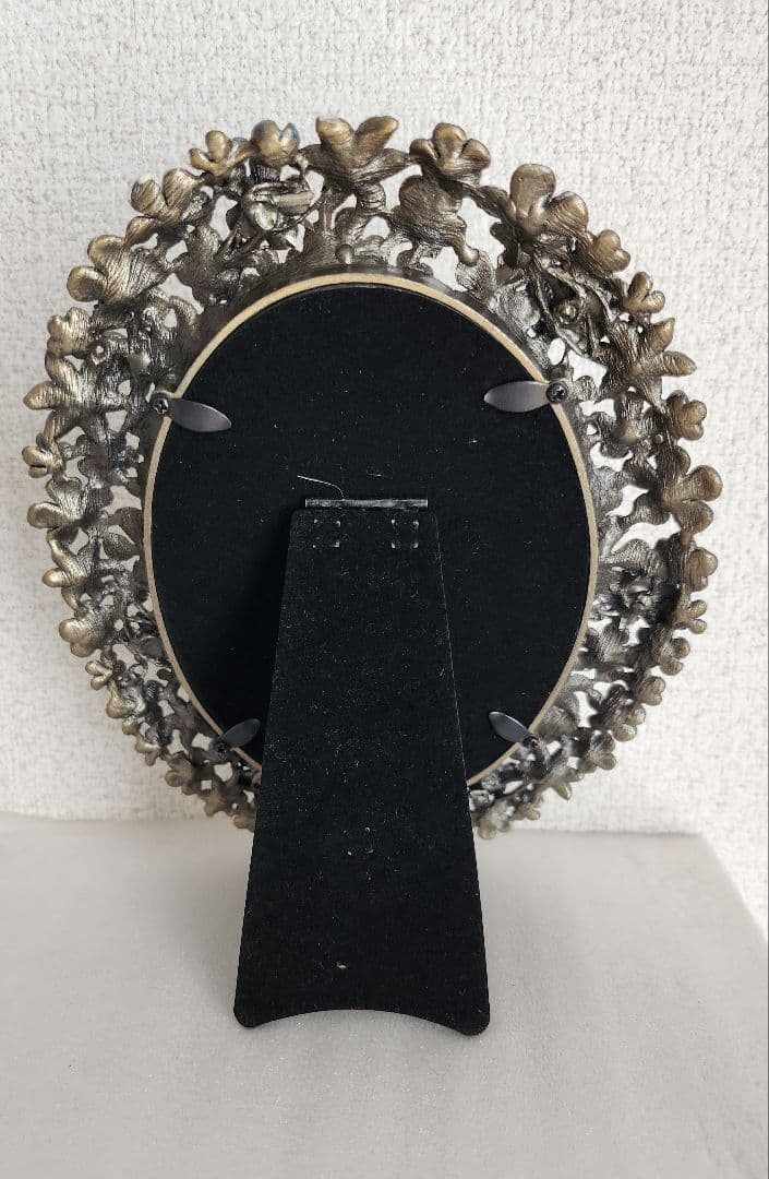 オランダ雑貨 ヴィンテージフラワーオーバルフォトフレーム (W17×H21cm)