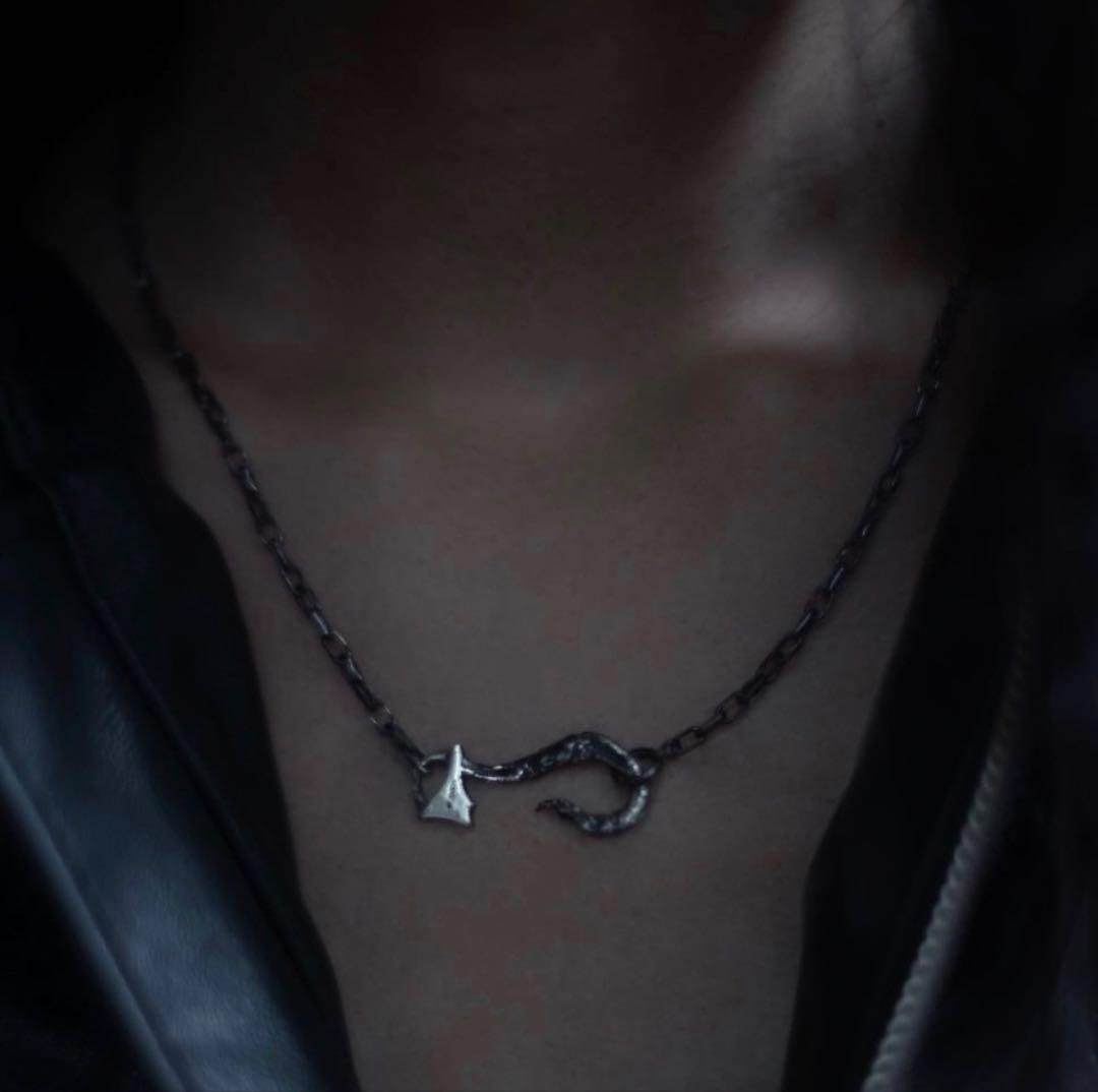 【 VAINON 】 ネックレス