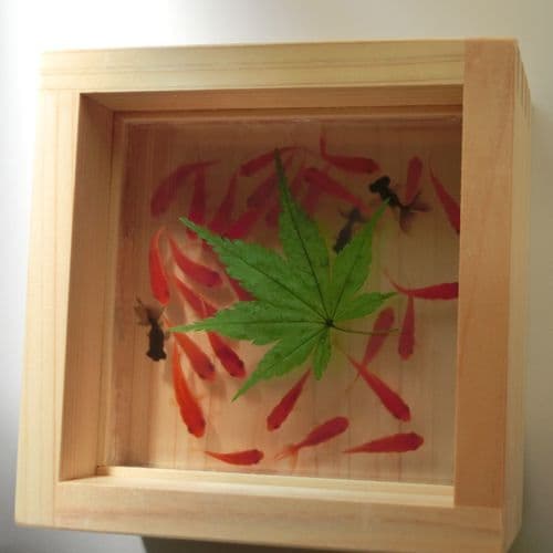 タイムセール 樹脂 金魚アートプレミアム 「極/もみじ・緑」  長寿 縁起物