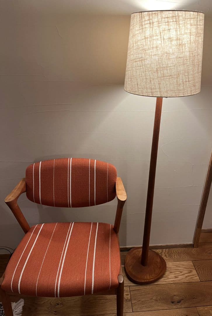 北欧家具　ヴィンテージ　フロアランプ　ライト　チーク　ウェグナー　照明