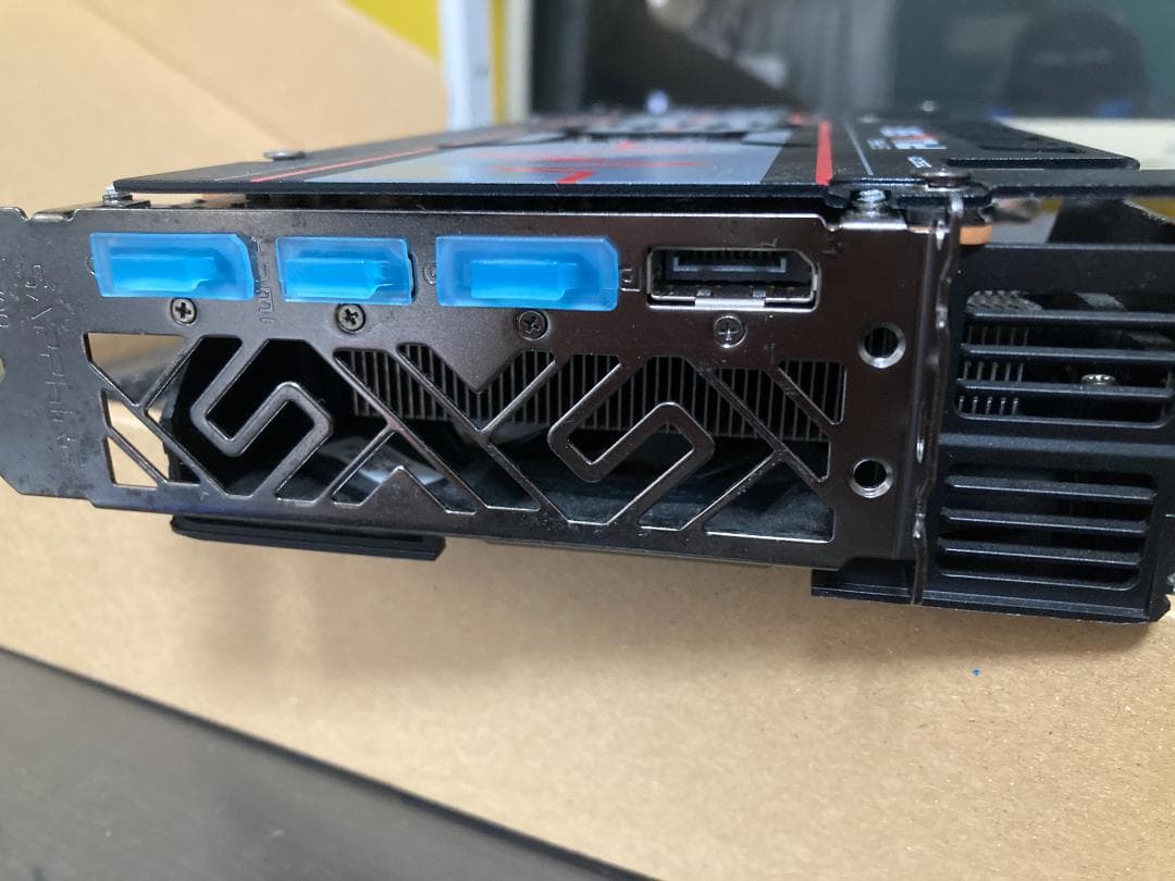 グラフィックボード・グラボ・ビデオカード Sapphire AMD Radeon RX 5700 8GB