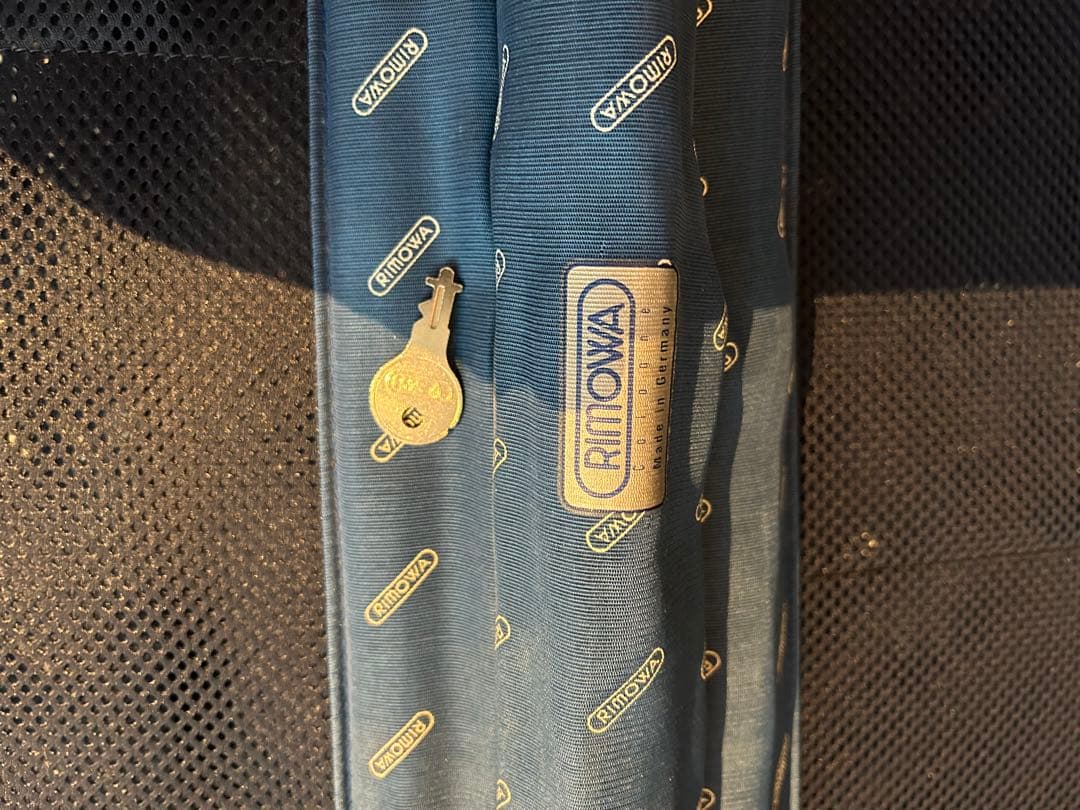 92663 TOPAS RIMOWA 2輪　中型キャリーケース シルバー